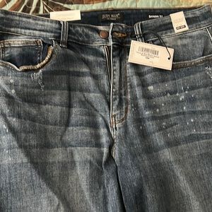 Judy Blue boyfriend jeans